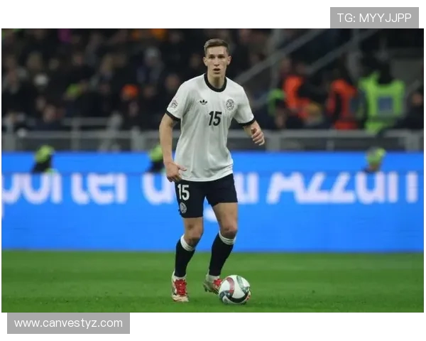 利物浦有意引进施洛特贝克并已与其代表展开初步接触